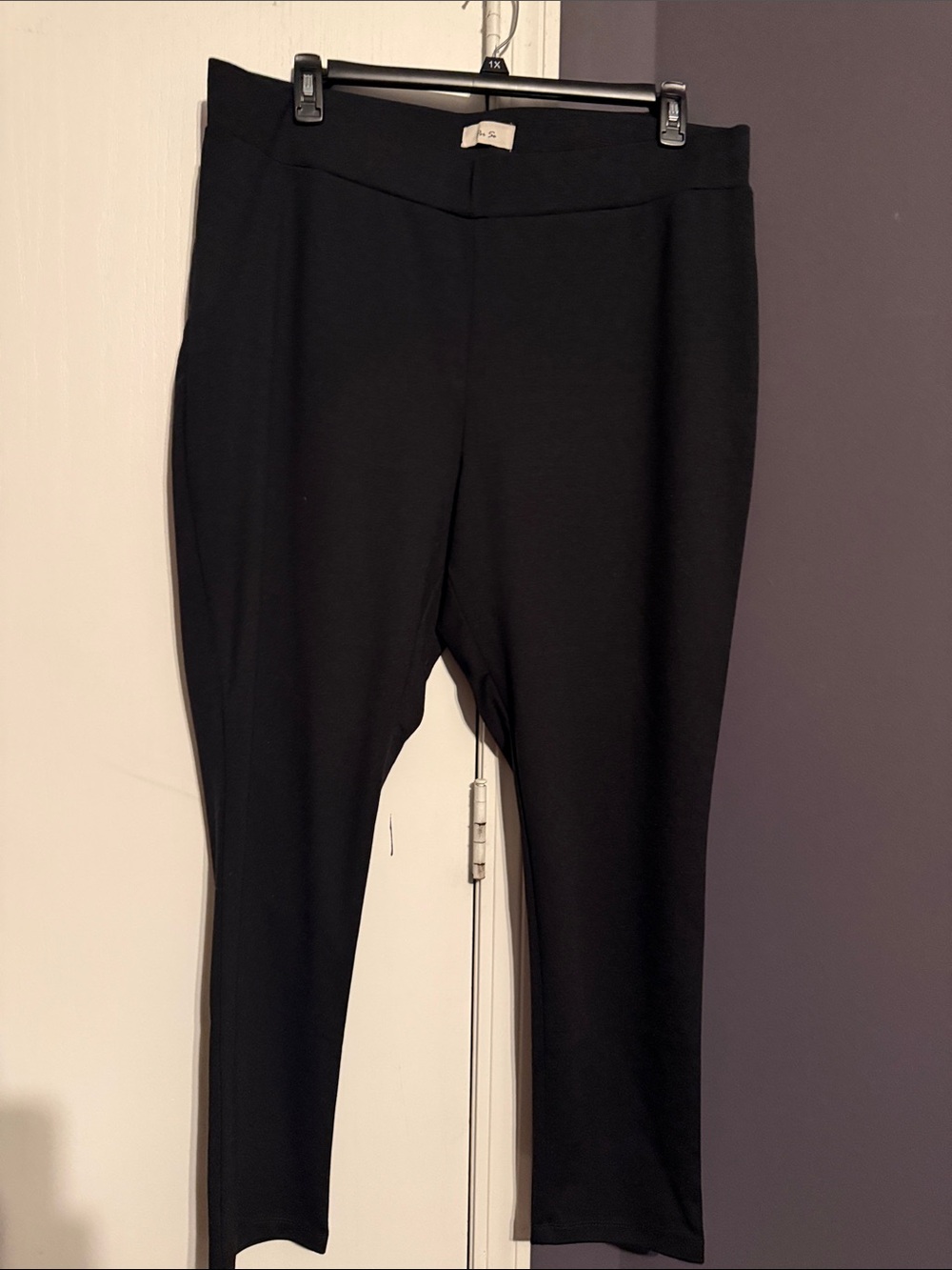 Per Se Black Stretch Ponte Leggings